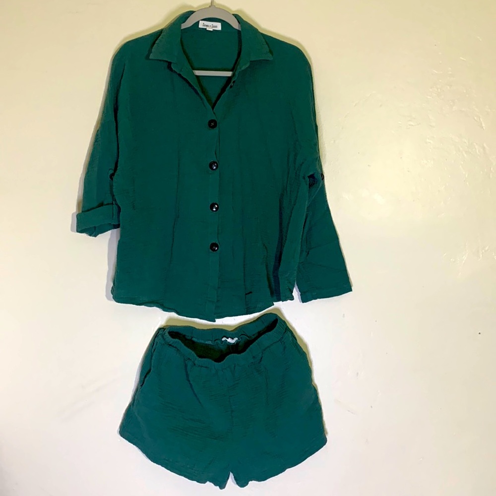 2- piece set